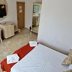 Oituz Boutique Guest house Mangalia